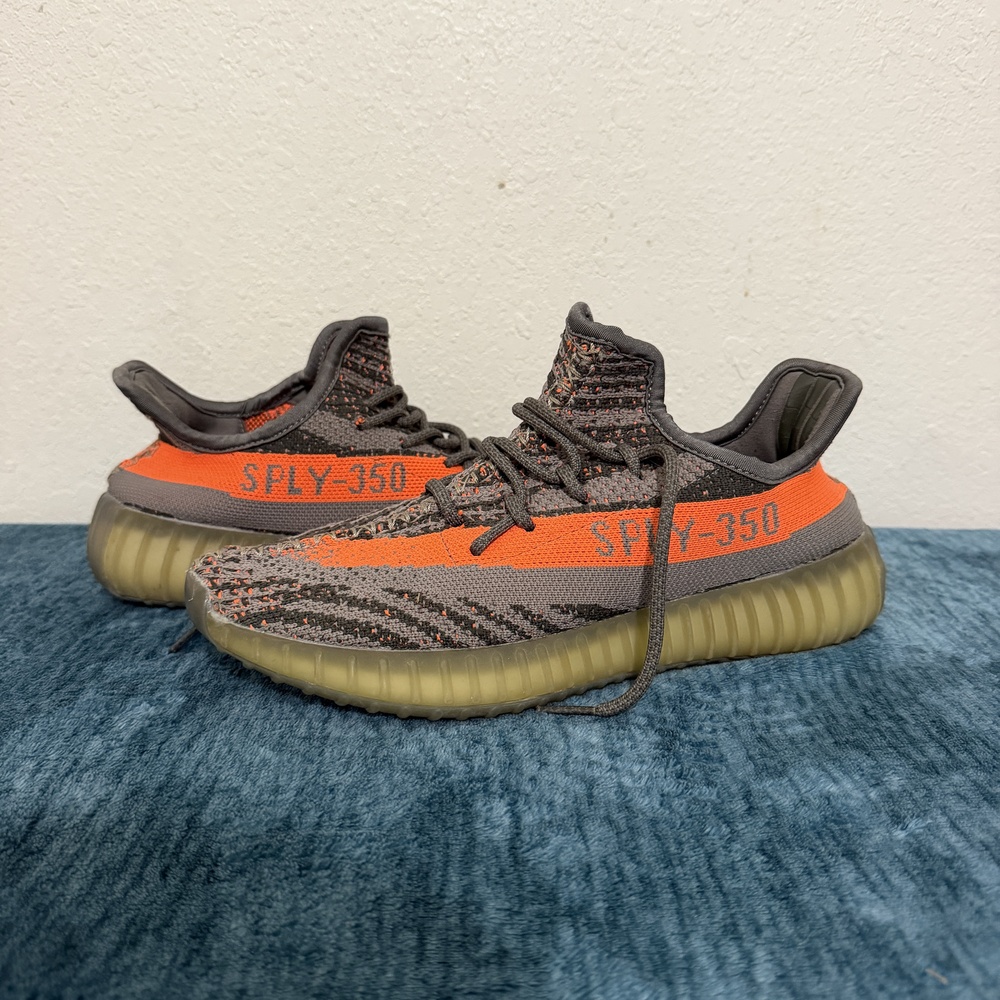 Adidas Yeezy Boost 350 V2 Shoes Mens Size 8 Gray Orange SPLY-350 Stripe Beluga